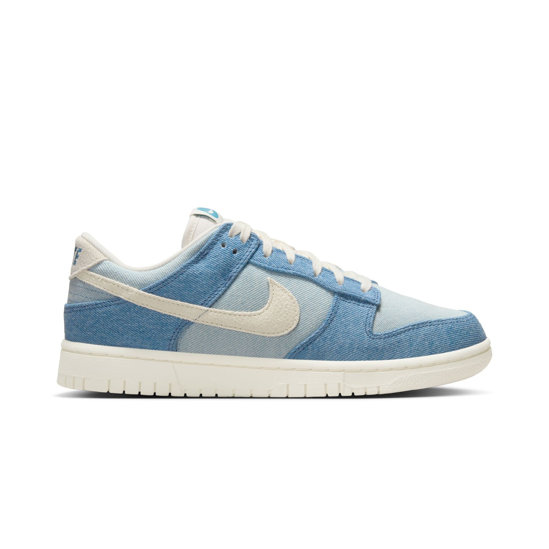 WMNS Dunk Low "Denim"