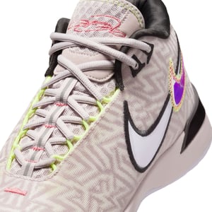 LeBron NXXT Genisus "Slippery when Wet"