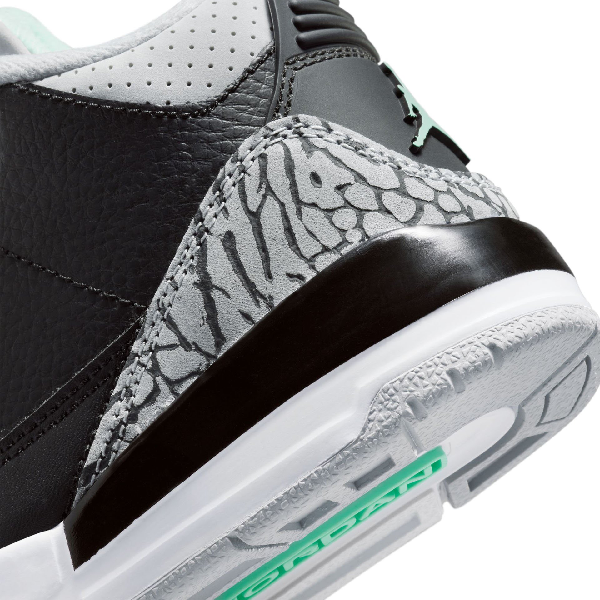 Air Jordan 3 "Green Glow" PS