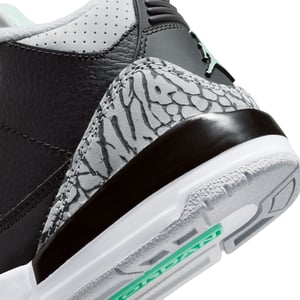 Air Jordan 3 "Green Glow" PS