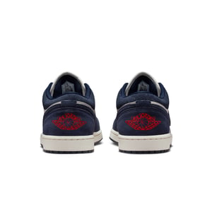Air Jordan 1 Low SE "Obsidian"