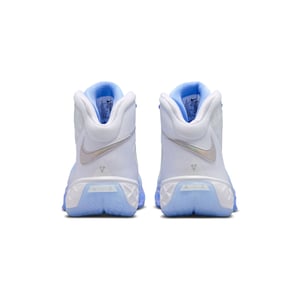 Kobe 3 Protro "Christmas" GS