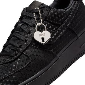 Air Force 1 Triple Black “Valentine's Day”