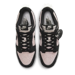 Dunk Low SE "Panda-Monium"