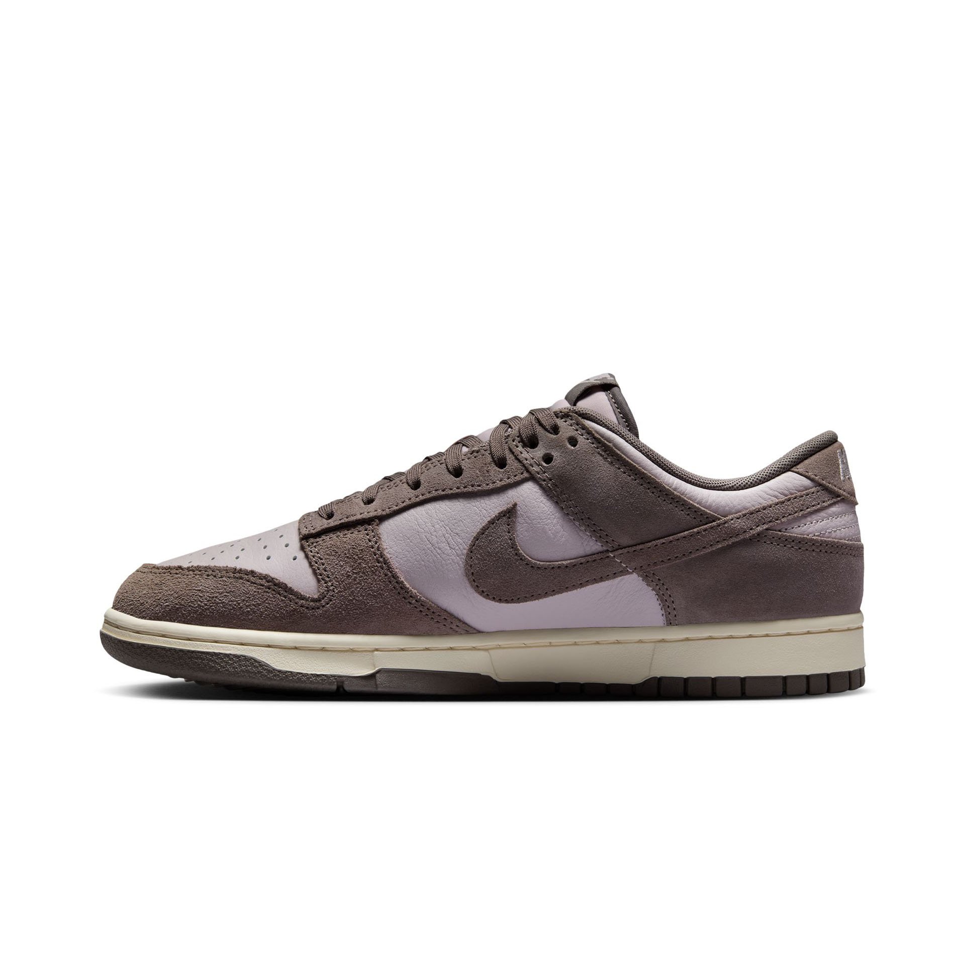 Dunk Low Retro "Platinum Violet"