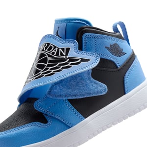 Sky Jordan 1 PS "University Blue"