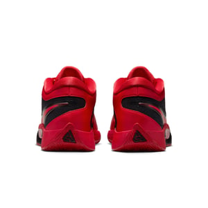 Freak 6 "Bred"