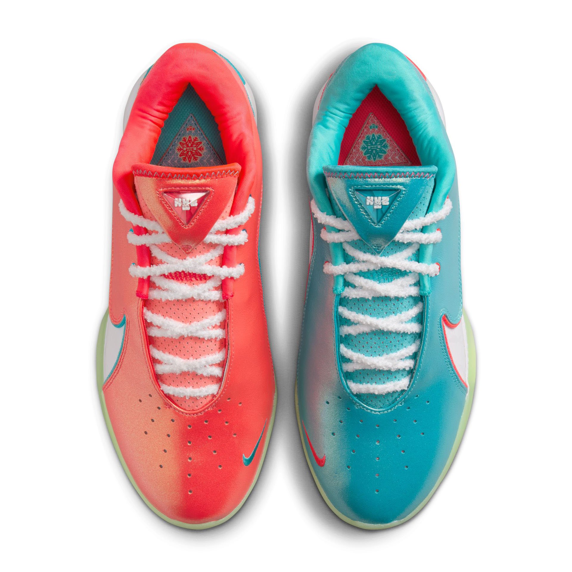 LeBron XXII XMAS "Limelight"