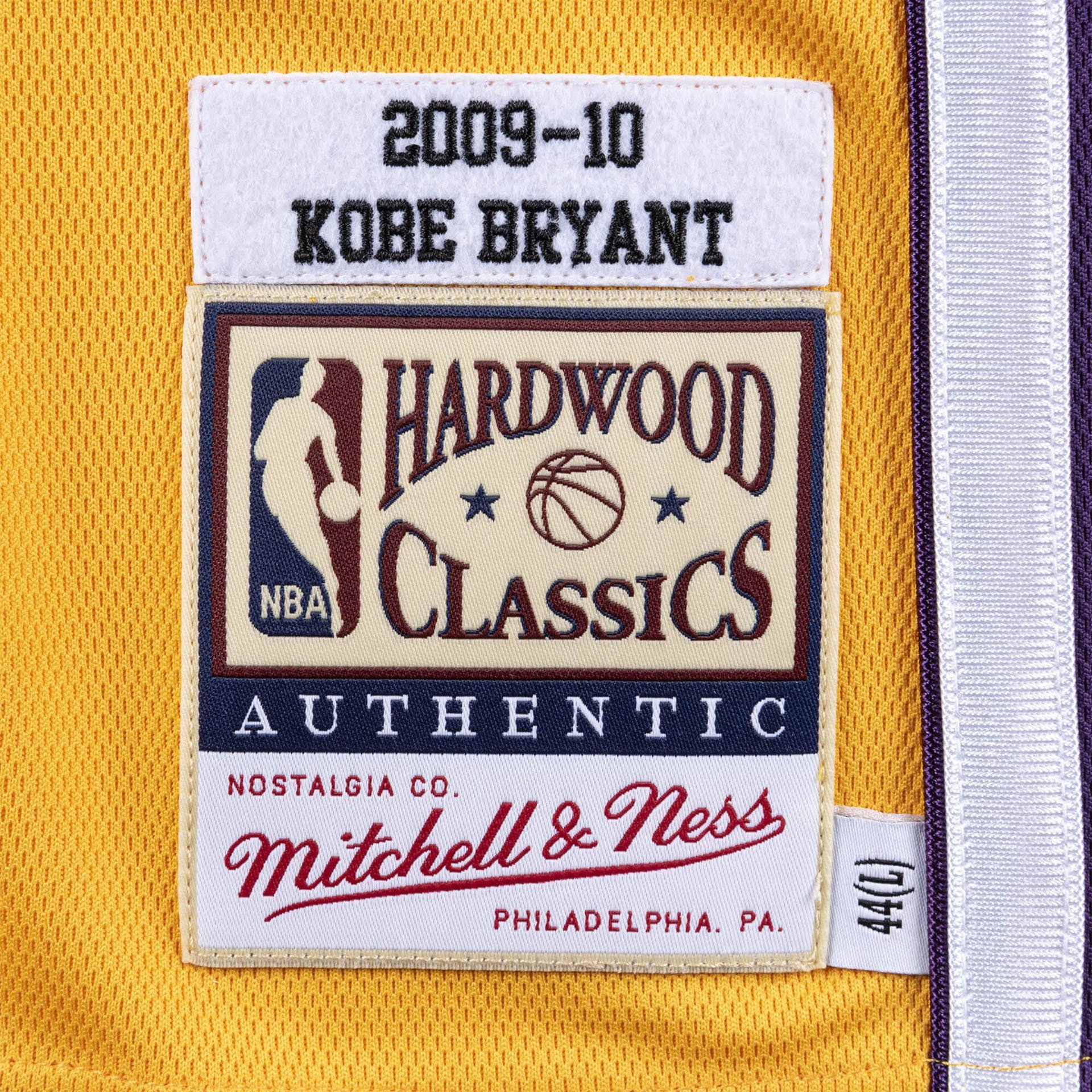 Los Angeles Lakers Away Authentic Jersey 2009-10 "Bryant"