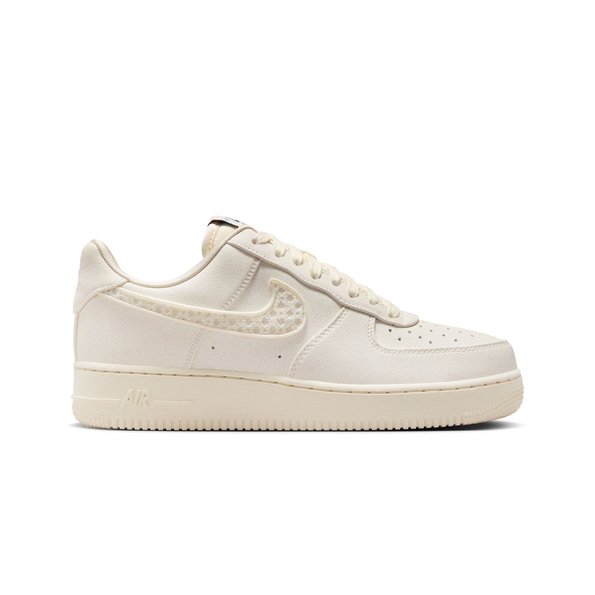 WMNS Air Force 1 '07 LX "Soft Pearl"