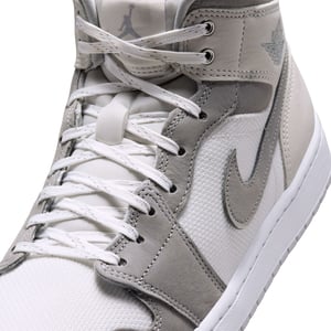 Air Jordan 1 Mid SE "Phantom"