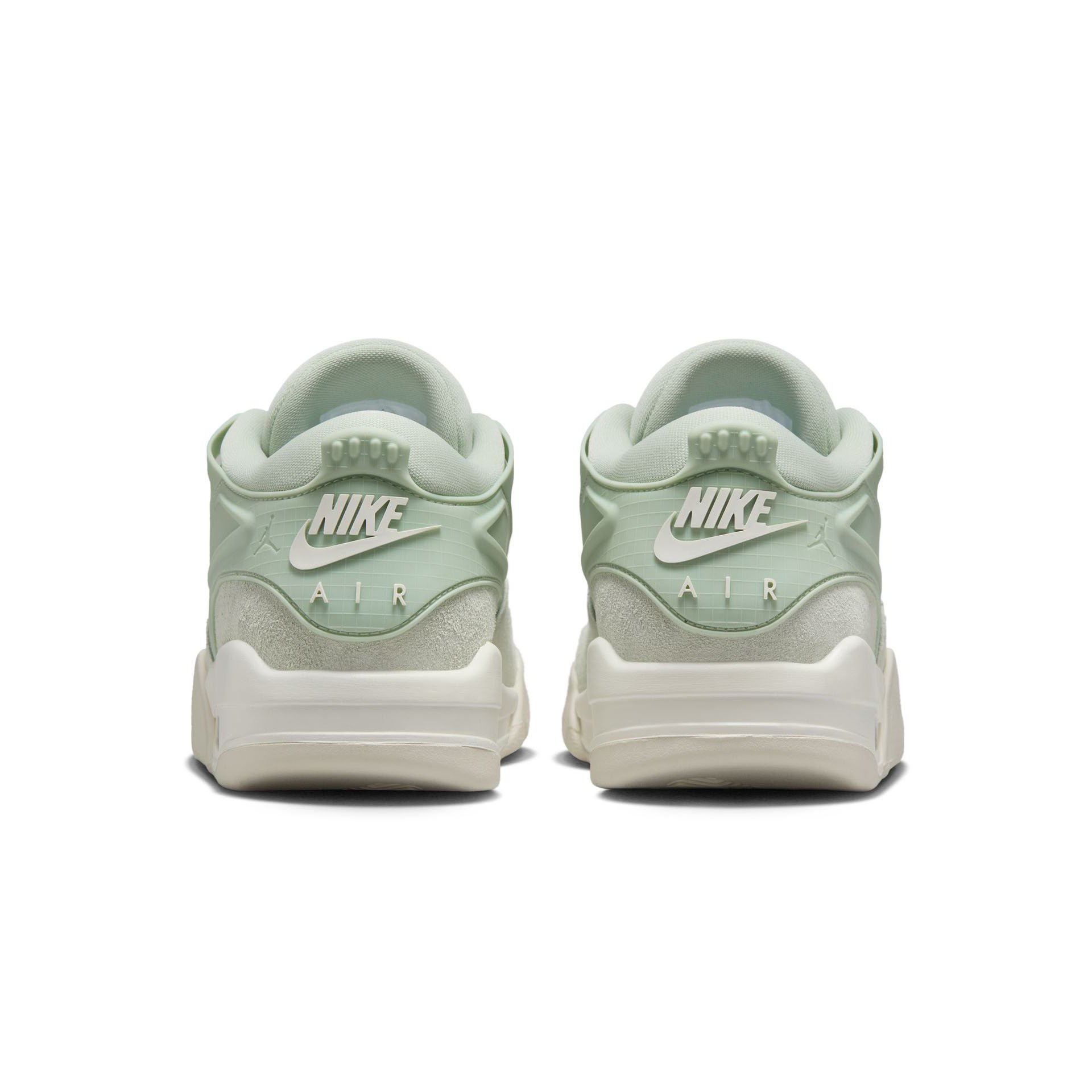 WMNS Air Jordan 4 RM "Seafoam"