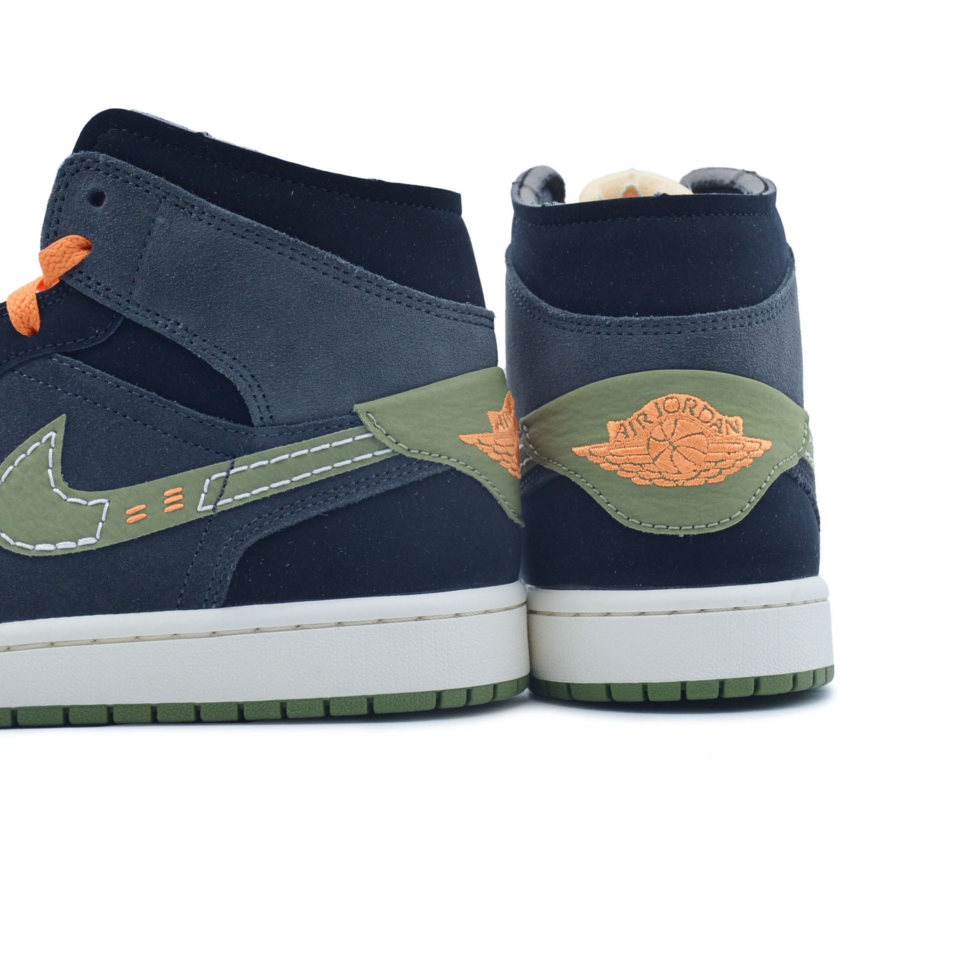 Air Jordan 1 Mid SE Craft "Halloween"