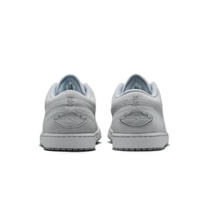 Air Jordan 1 Low SE Craft "Wolf Grey"