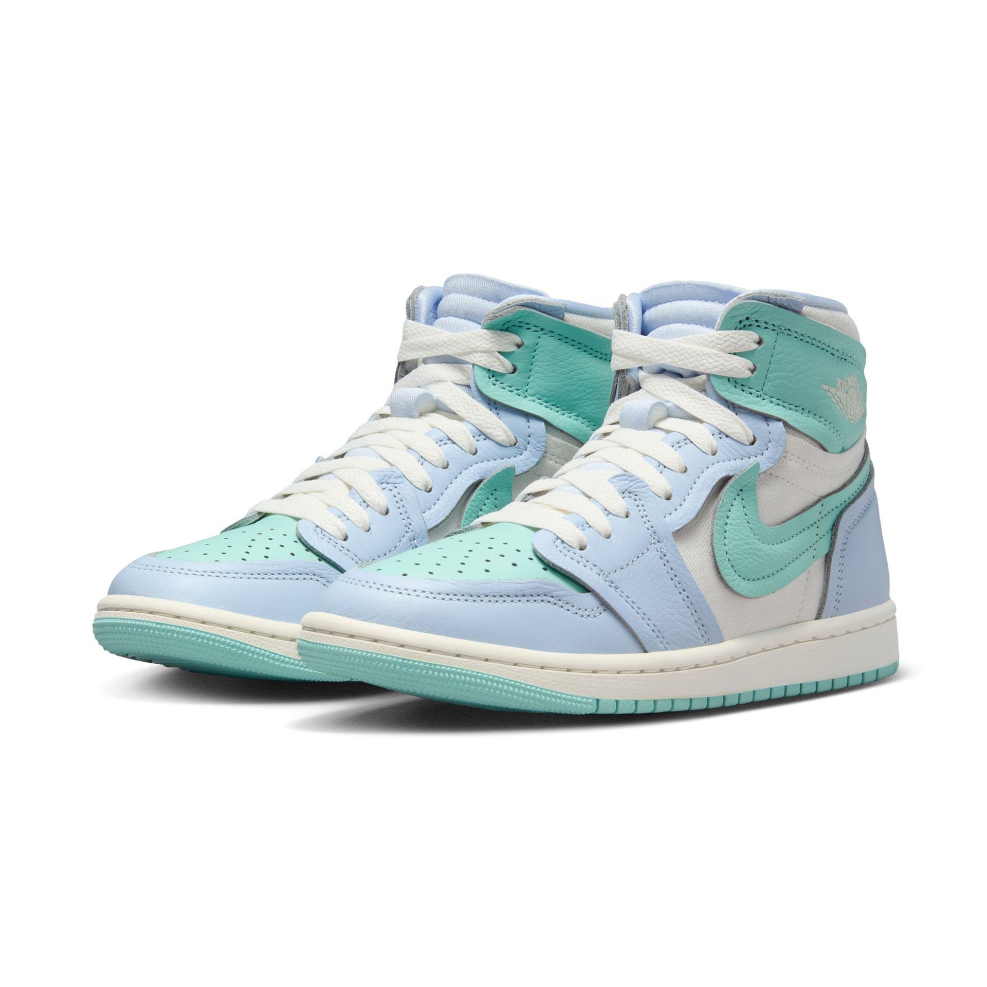WMNS Air Jordan 1 MM High "Hydrogen Blue"