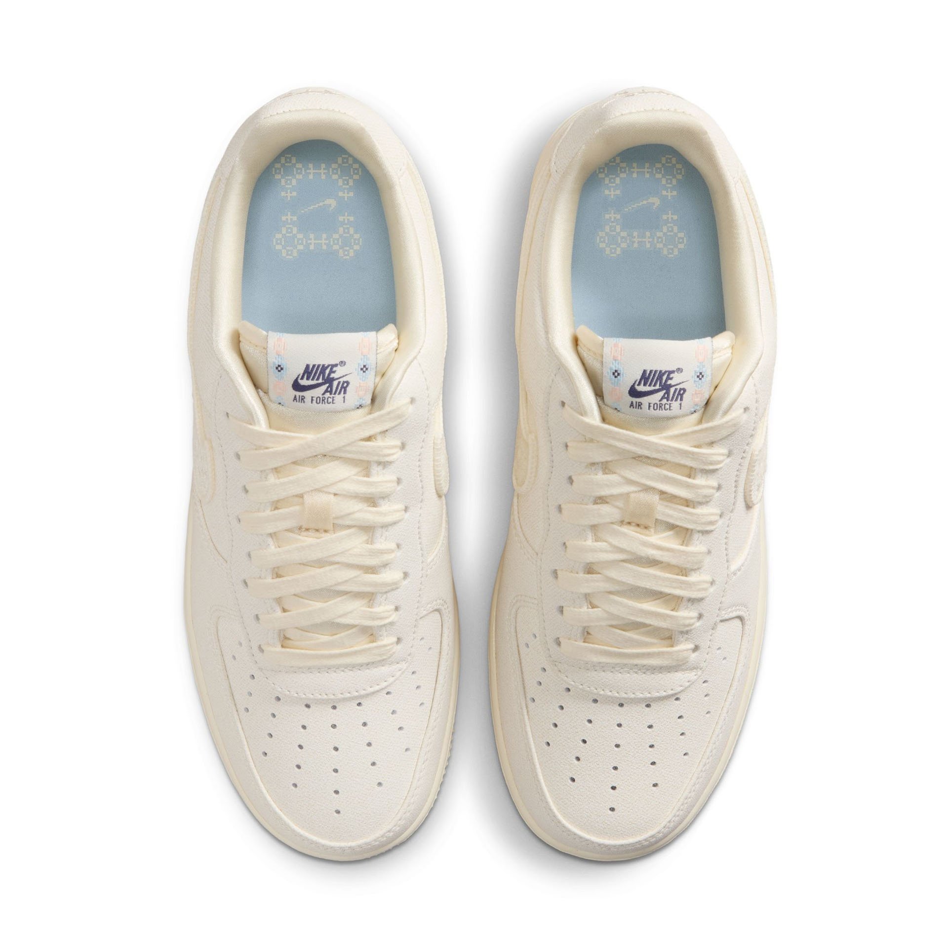 WMNS Air Force 1 '07 LX "Soft Pearl"