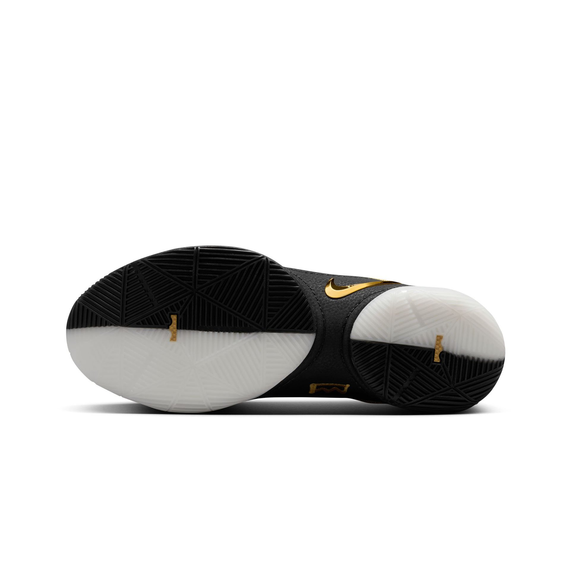 LeBron XXII “Mogul”