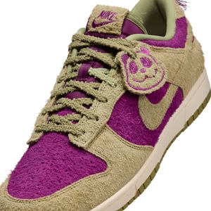 Dunk Low SE "Panda-Monium Viotech"